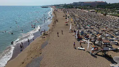 Antalya tüm zamanların en yüksek ekim ayı ziyaretçi rekorunu kırdı