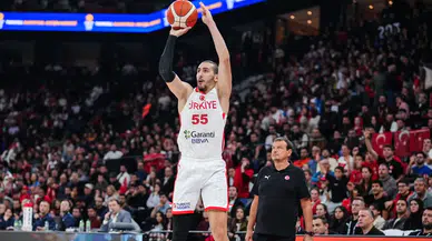 12 Dev Adam'dan farklı galibiyet