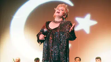 Türk sanat müziğinin çınarı Muazzez Abacı hayatını kaybetti