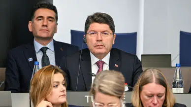 Bakan Tunç: “Aylan bebek modern dünyanın utanç vesikası olarak hafızalarımıza kazındı”