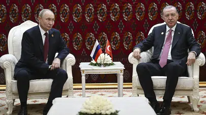 Erdoğan'dan Aşkabat'ta diplomasi trafiği