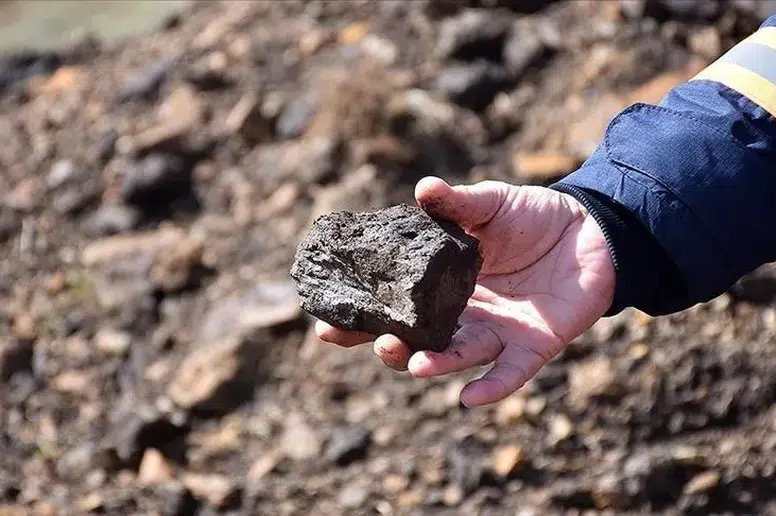 Dünyanın peşindeki madene CHP engeli