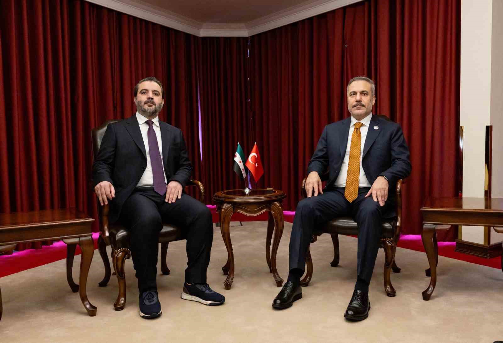 bakan-fidan-suriye-disisleri-bakani-seybani-ile-bir-araya-geldi